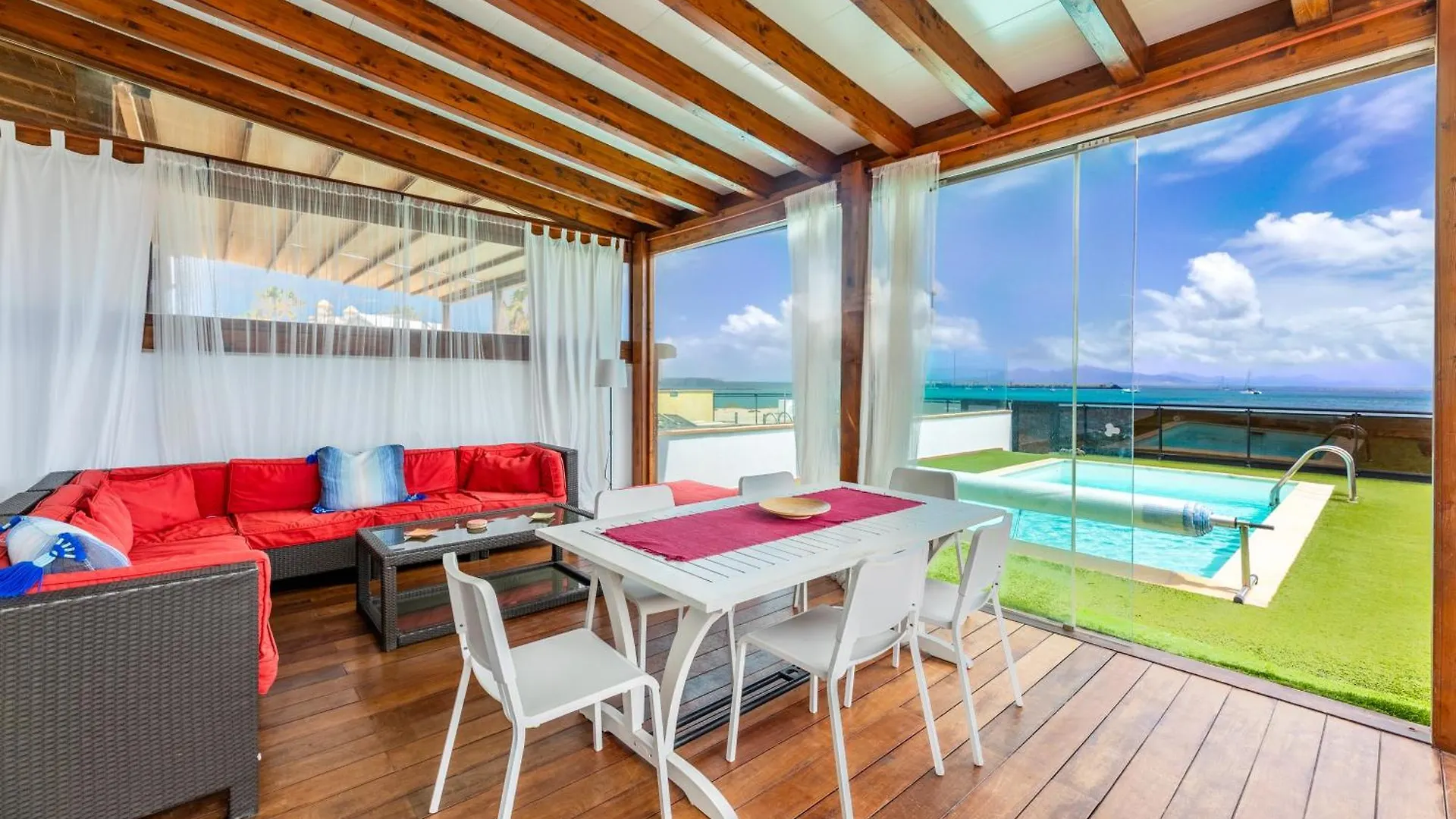 Villa Oasis Beachfront Corralejo By Holidays Home 0*,
